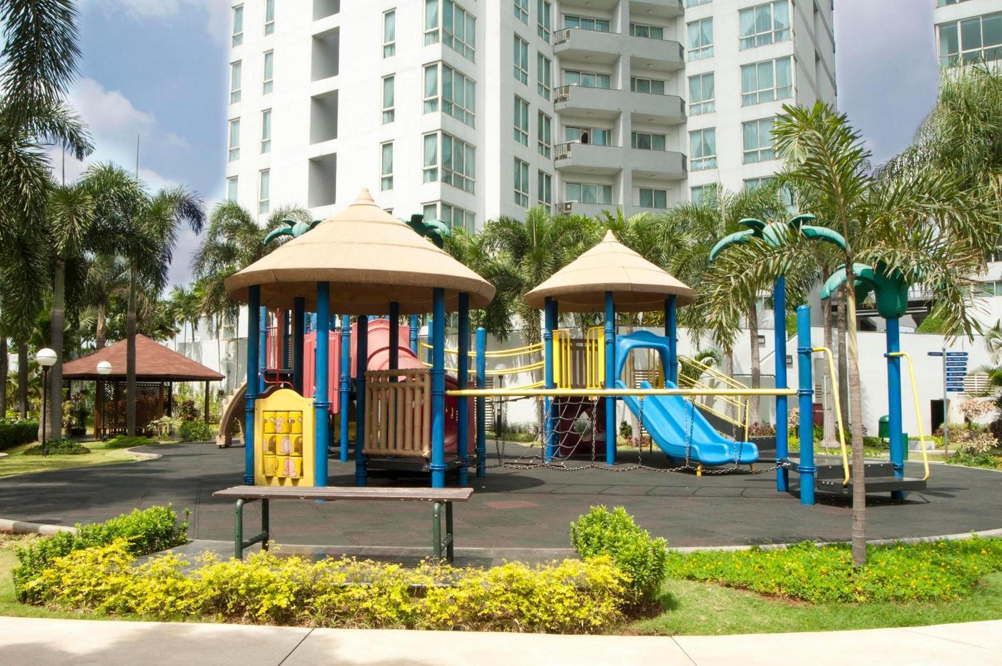 The Residences At Puri Casablanca Jakarta Exterior foto